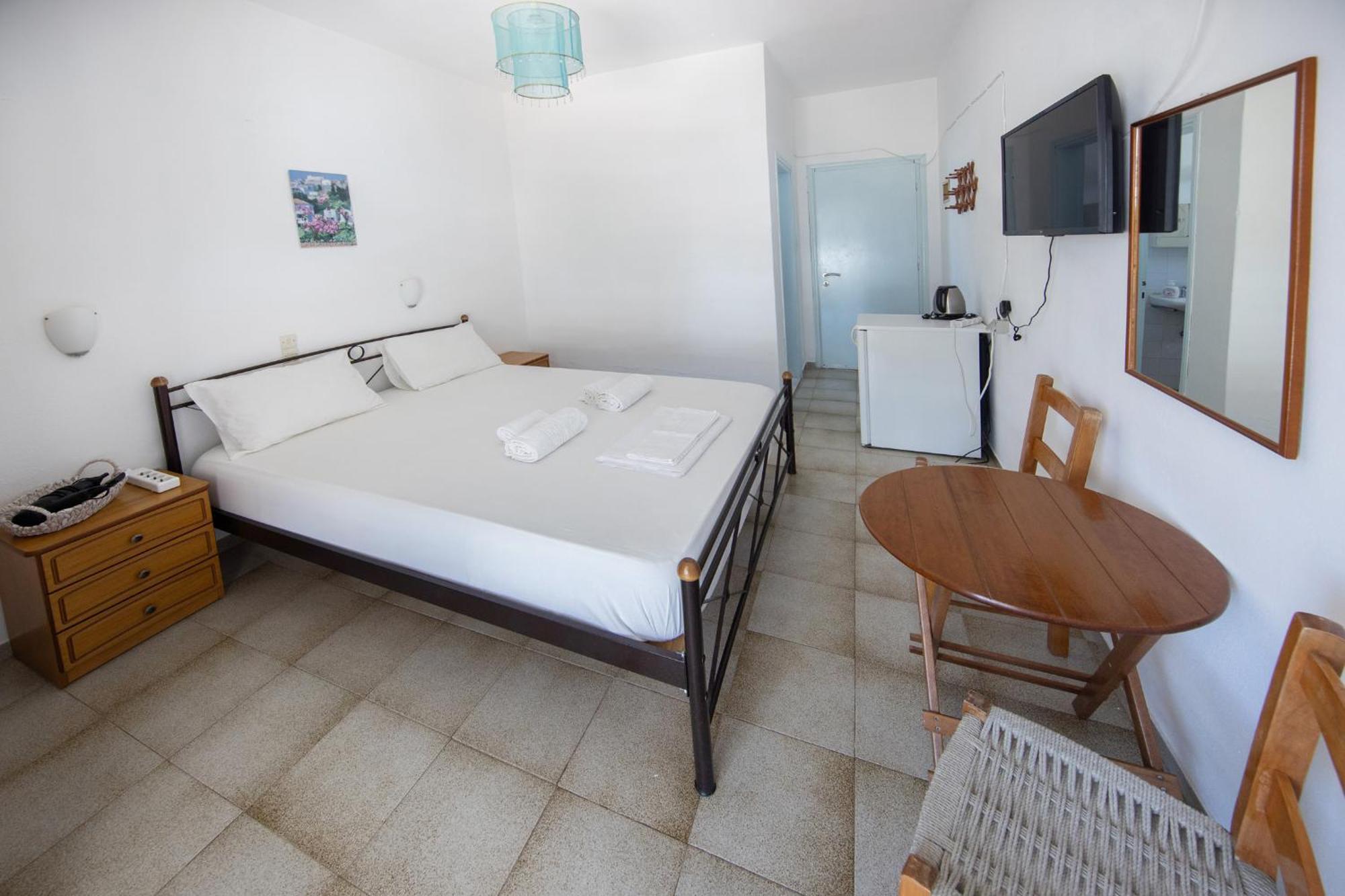Nikos Rooms Votsi  Exterior photo