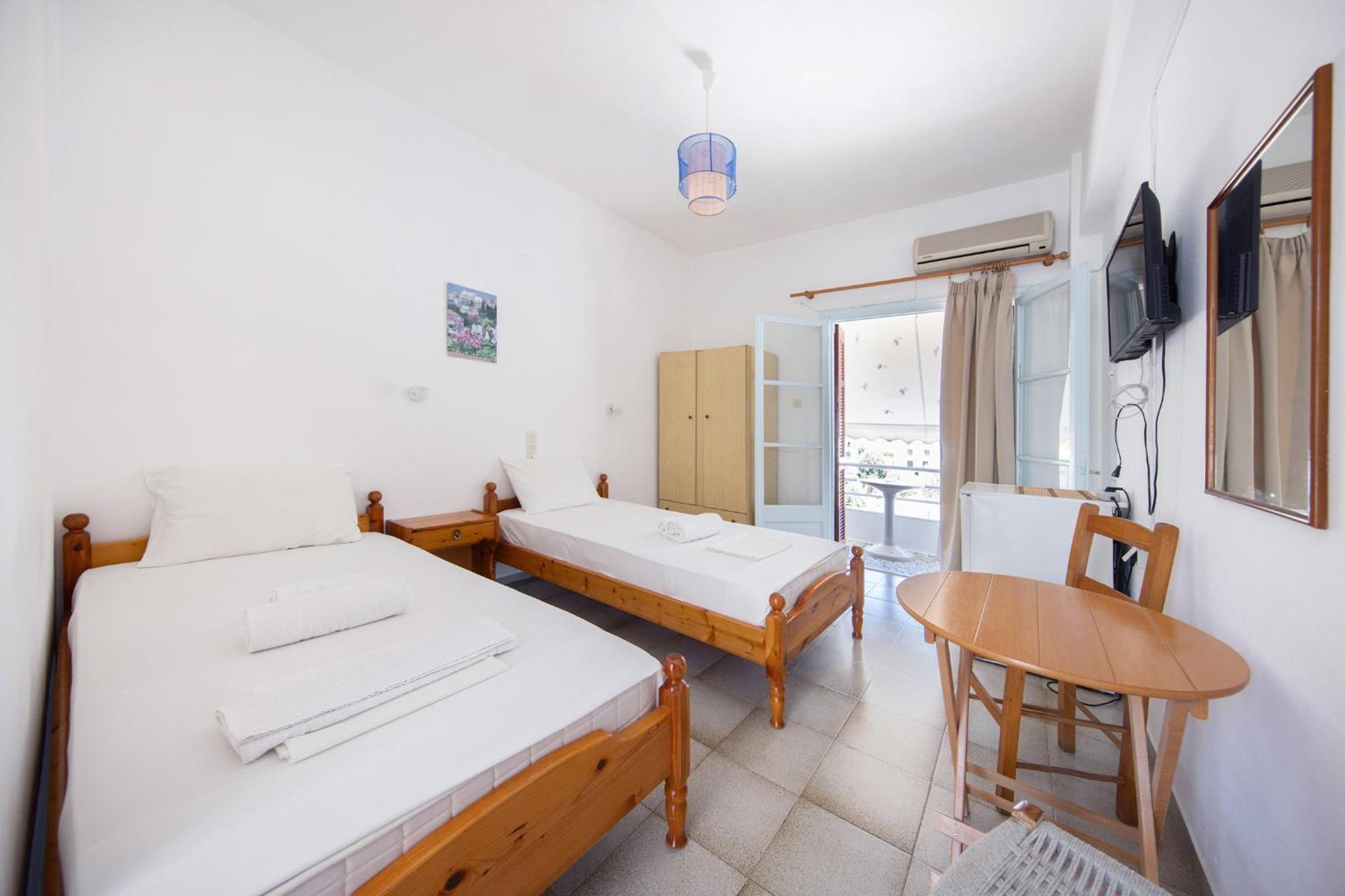 Nikos Rooms Votsi  Exterior photo