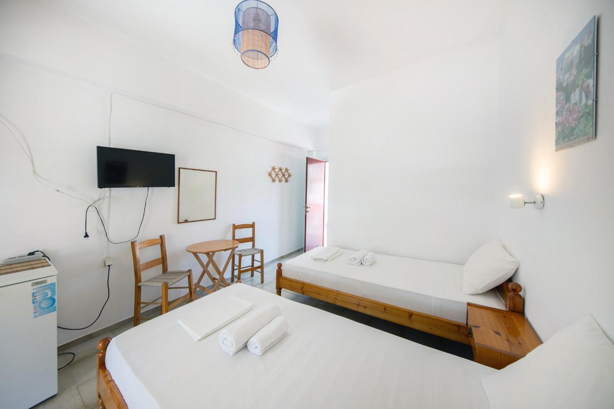 Nikos Rooms Votsi  Exterior photo