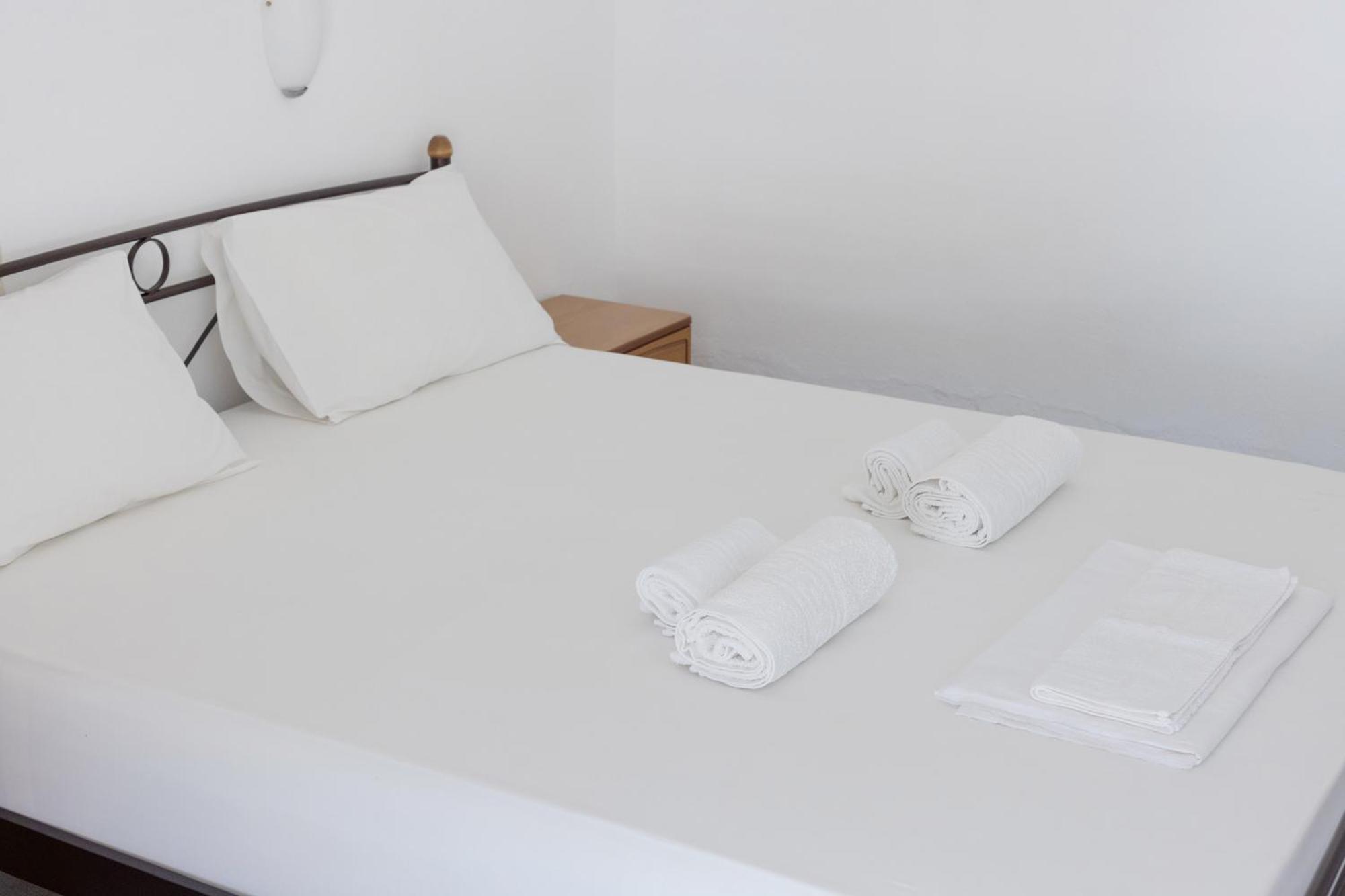 Nikos Rooms Votsi  Exterior photo